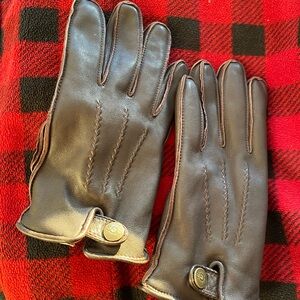 UGG Chocolate Leather Gloves